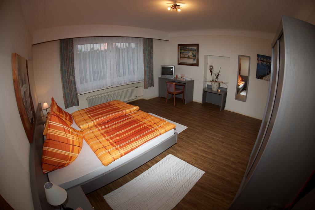 Auberge Du Chateau Stadtbredimus Chambre photo